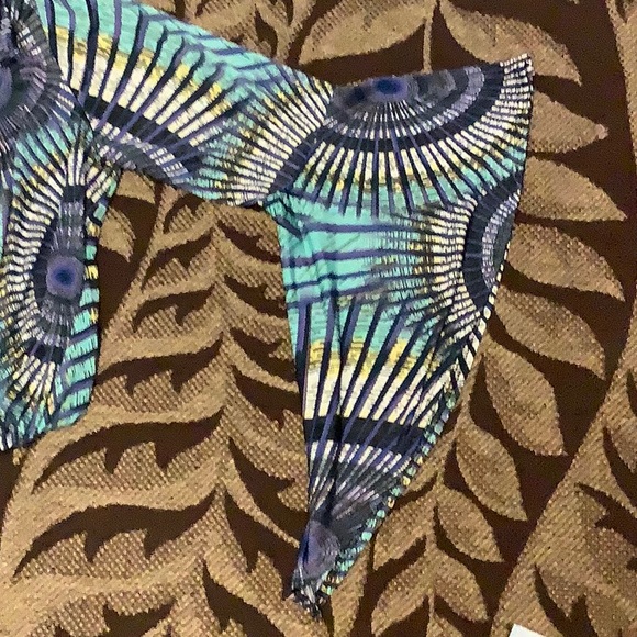 🦋Vision Dress With Colorful Design🦋 - Picture 5 of 6